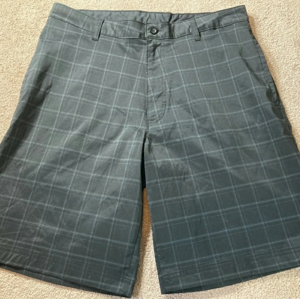 Champion Duo Dry Mens Size 38 Shorts Gray Performance Casual Bermuda Polyester